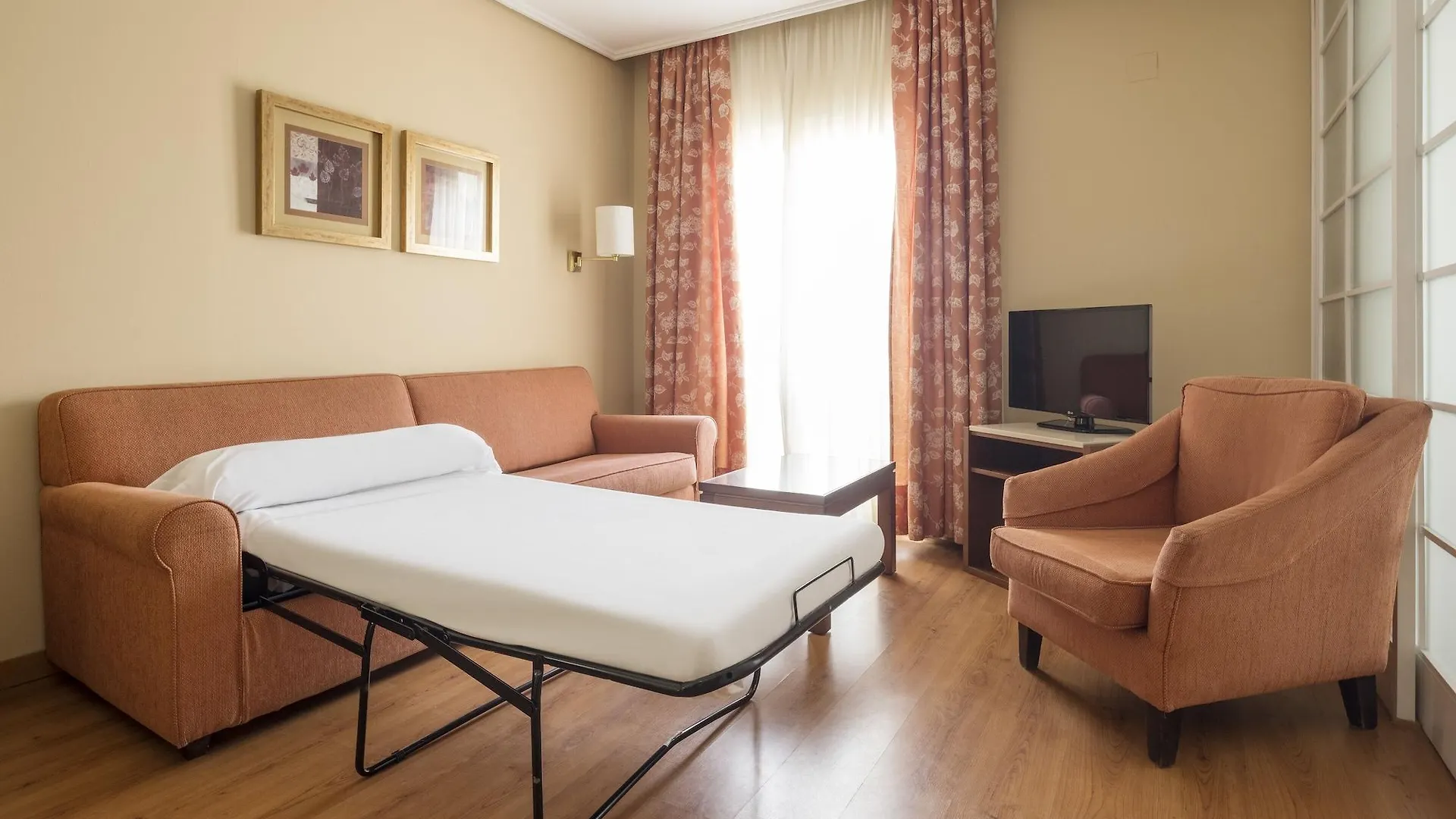 Ilunion Alcora Sevilla San Juan de Aznalfarache Hotel