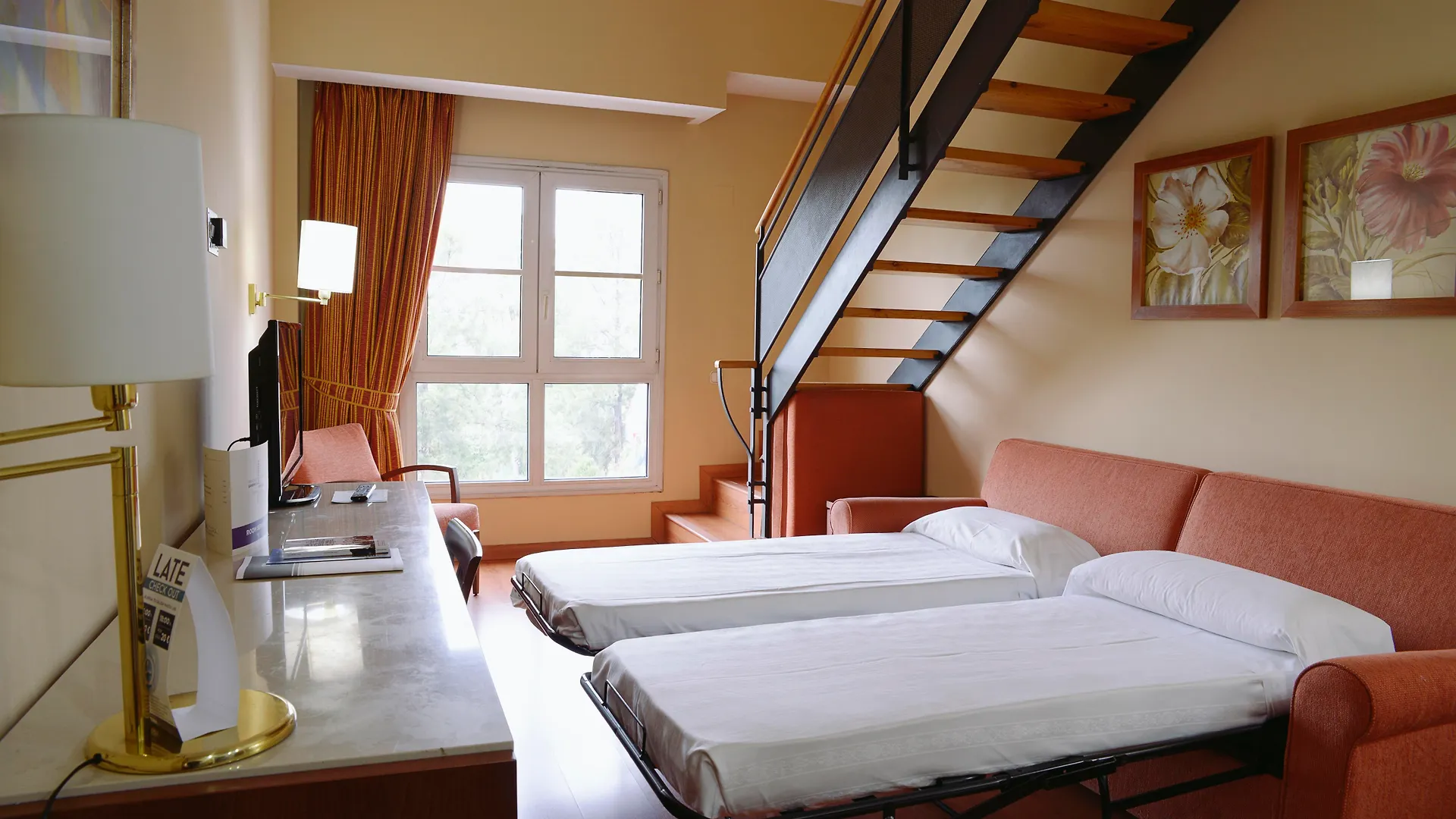 Hotell Ilunion Alcora Sevilla San Juan de Aznalfarache